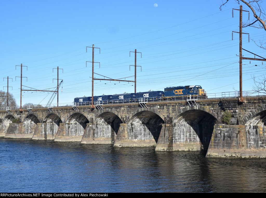 CSX 6129